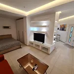 Crescent Corner